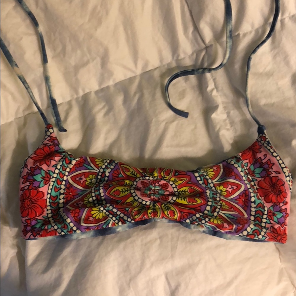 Reversible top!